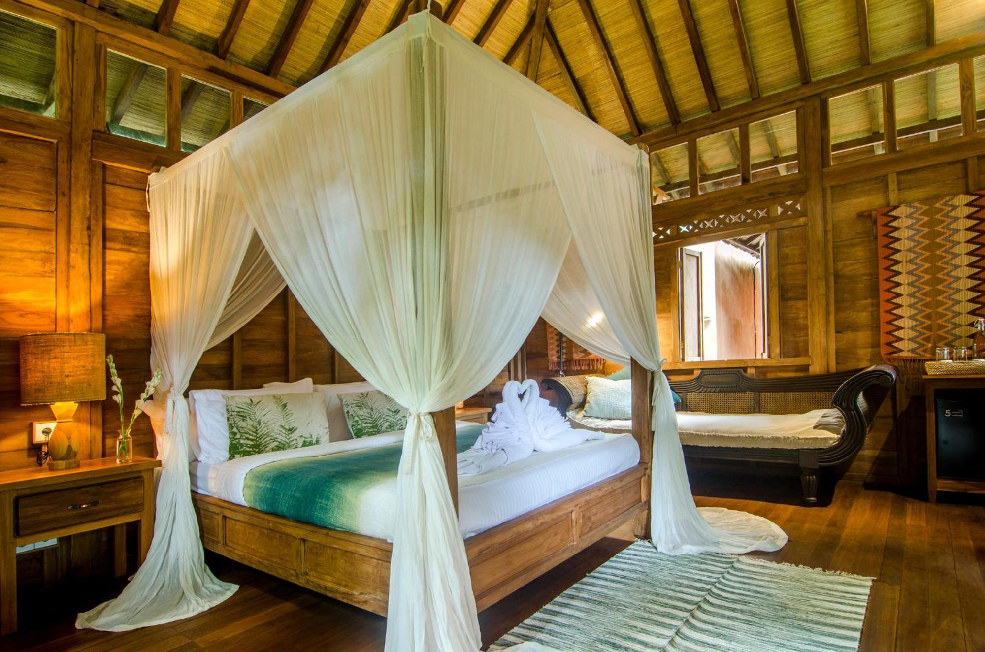 Dewi Tara Haven Payangan Quarto foto