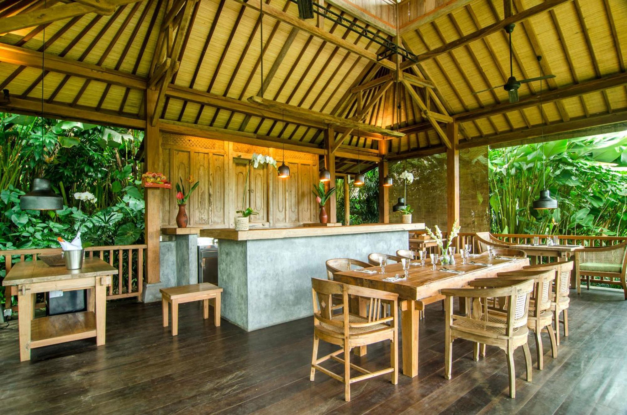 Dewi Tara Haven Payangan Quarto foto